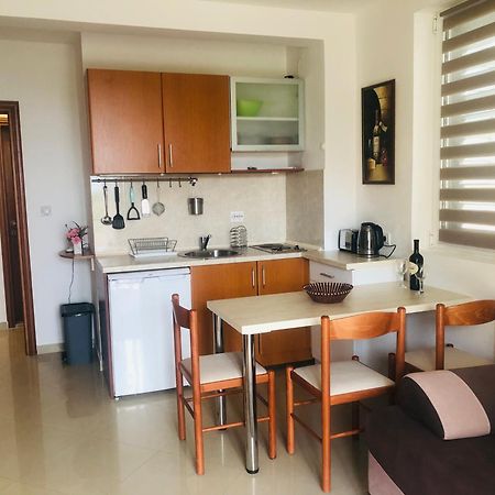 Bay View Apartments Petrovac Eksteriør billede
