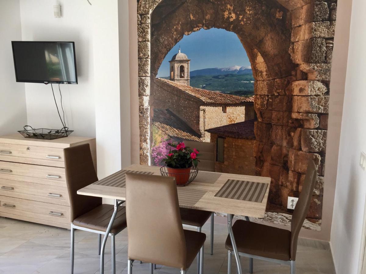 Bay View Apartments Petrovac Eksteriør billede